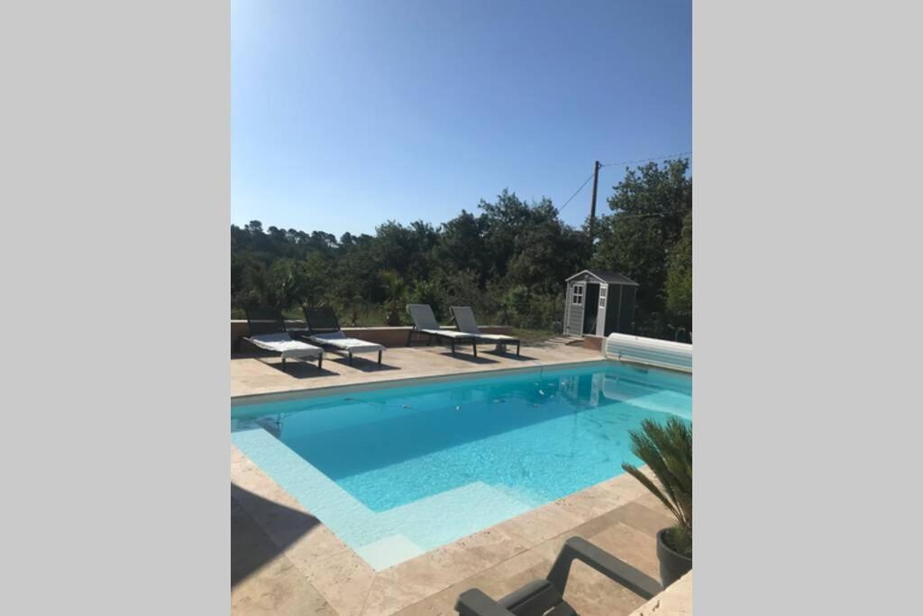 Logement Attenant A Une Villa T2 Avec Terrasse . Besse-sur-Issole Екстер'єр фото