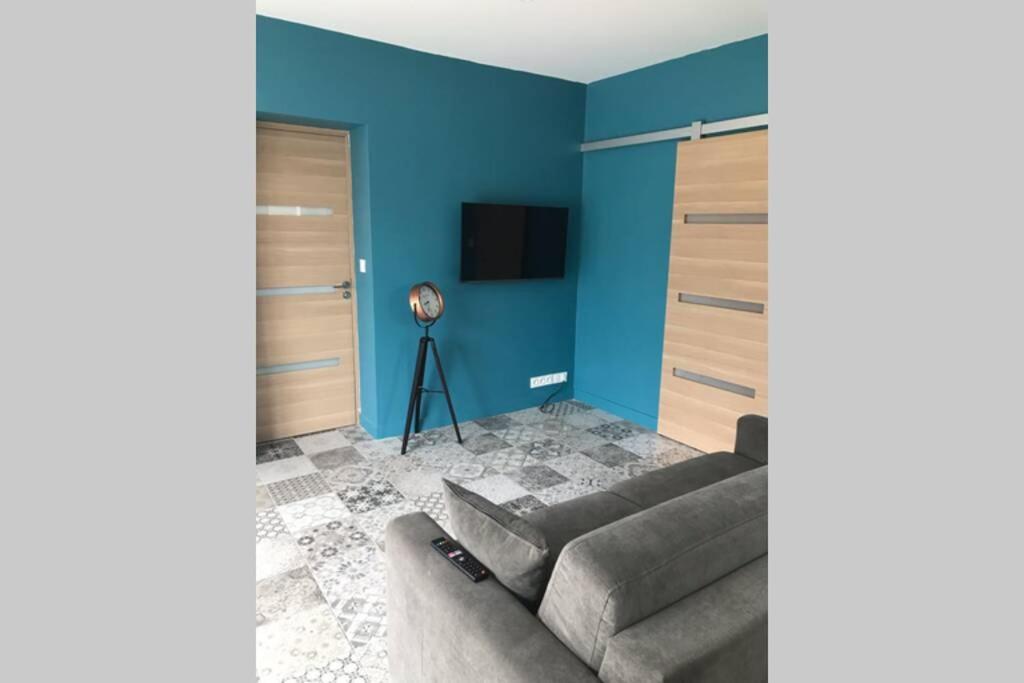 Logement Attenant A Une Villa T2 Avec Terrasse . Besse-sur-Issole Екстер'єр фото